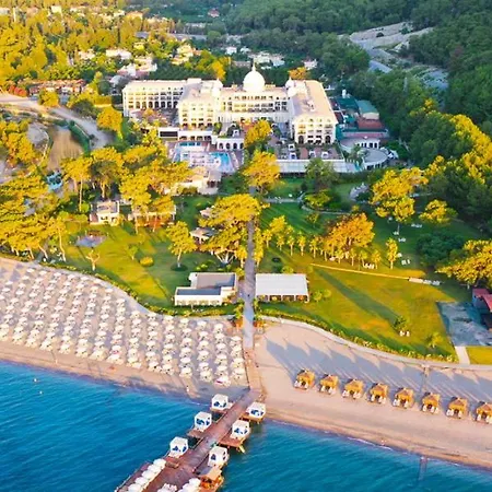 Amara Premier Palace Hotel